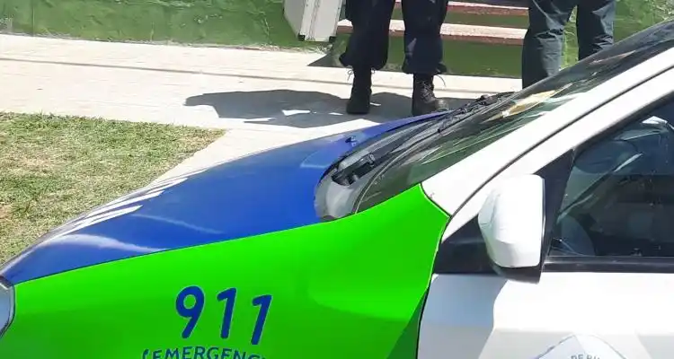 Lo pararon en la calle y le robaron la moto