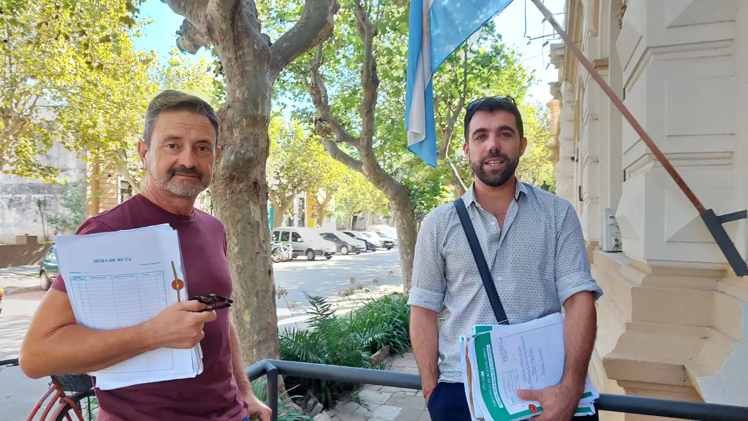 El secretario de Obras Públicas concurrió al Concejo con el arquitecto Pagés.