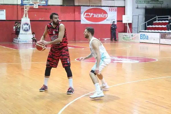 Central juega por el tercer punto y el pase a semifinales