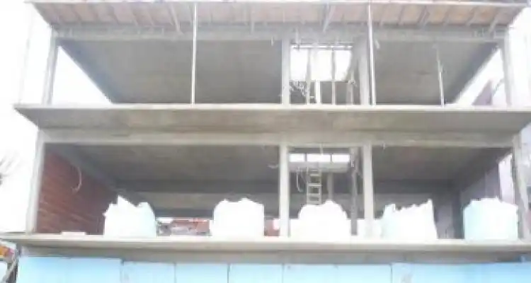 Detienen obra en construcción  en el Barrio La Cruz