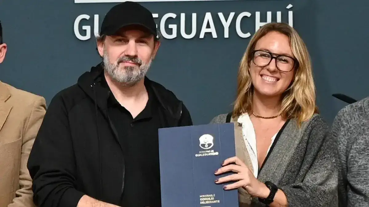 Homenajearon a un vecino poniéndole su nombre a una plazoleta