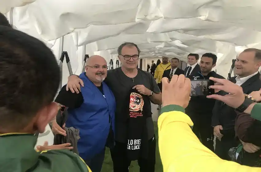 Un fanático de Newell’s vivió un momento único con Marcelo Bielsa