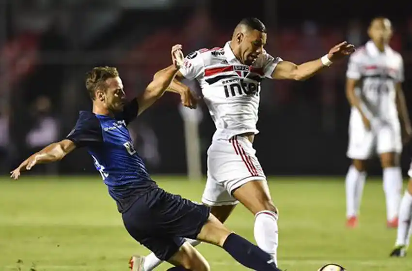 Talleres aguantó el cero ante San Pablo y clasificó