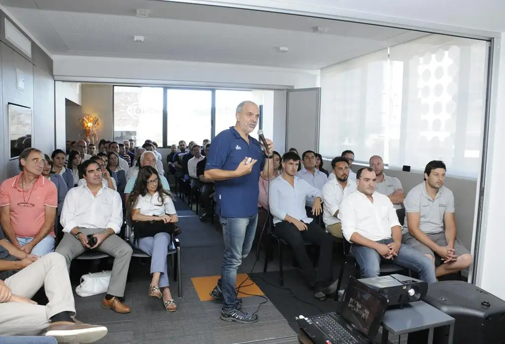 L’effort, Le Mont y Lifort  brindaron una capacitación  al personal sobre motivación 