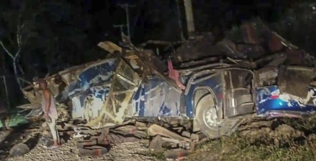 Panamá: más de 30 muertos tras caer un colectivo con migrantes a bordo