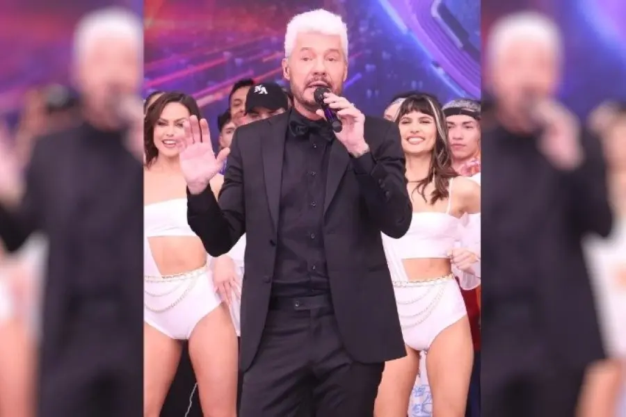 “No te podés mover”: Marcelo Tinelli se quejó sobre el estudio y le apuntó a Mirtha Legrand