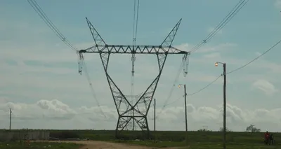 La Nación admite que podría haber cortes de luz en el verano próximo