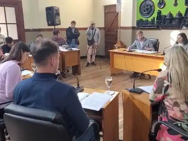 Los concejales esperan recibir a la brevedad al responsable del PAMI local, Delfor Hernández. Foto: Ilustración