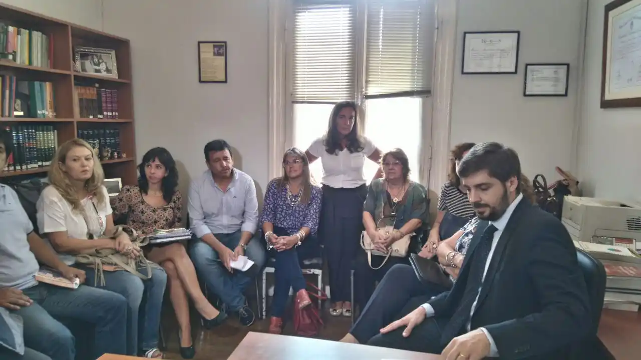 “Nos vamos decepcionados”, aseguraron desde Agmer y AMET al concluir la audiencia de conciliación