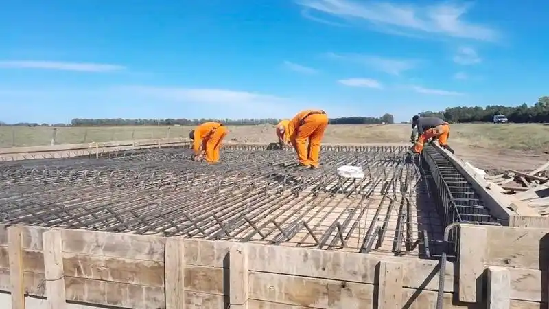 Constructores piden cita con Milei para salir de la emergencia