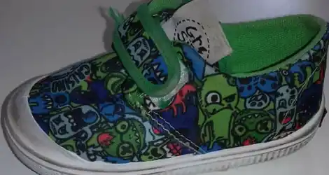 Zapatilla de bebé perdida