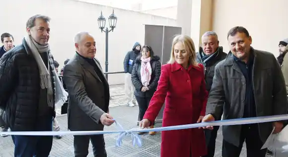Quedó inaugurada la Feria del Libro Popular “Fundal Niño”