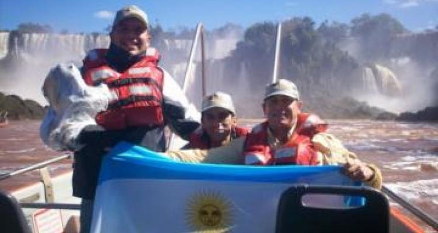 Caravana Náutica para Honrar a la Bandera