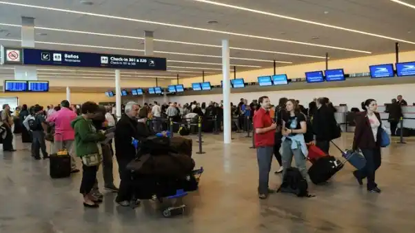 Volvió a crecer el gasto de los turistas argentinos en el exterior