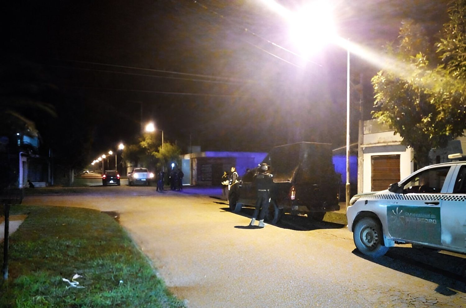 Efectivos de la Comisaría y del GAD acompañaron a inspectores de Tránsito.