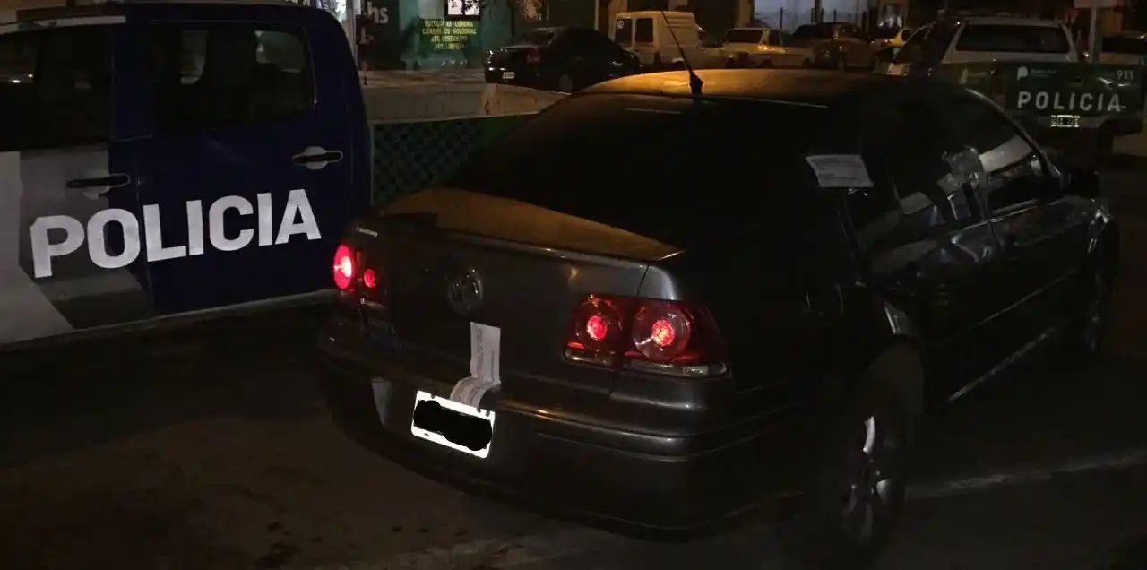 Aprehendieron a dos hombres que intentaron robar en una vivienda