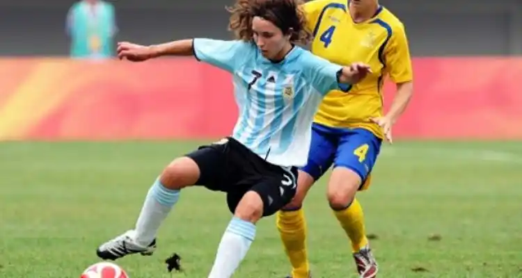 Fútbol Femenino contra la violencia de género