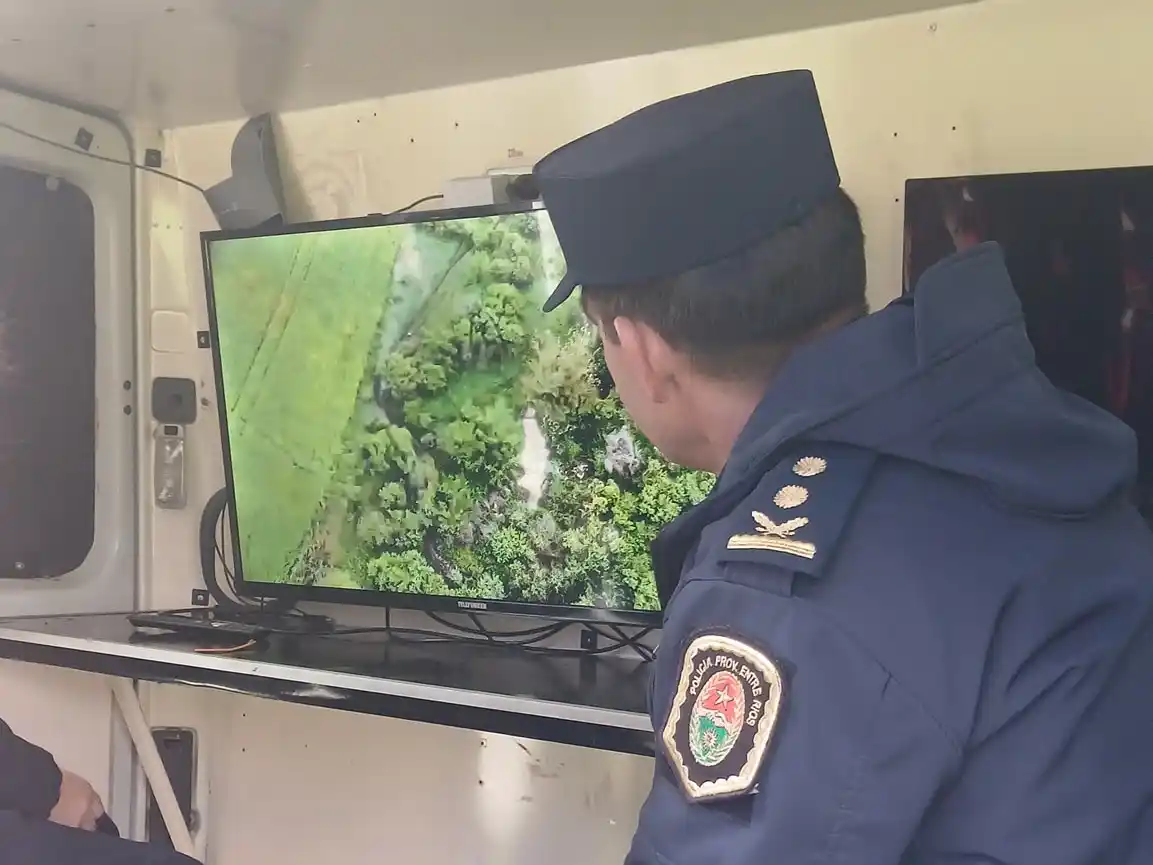 Intensa búsqueda de un hombre desaparecido en Arroyo Clé, Rosario del Tala