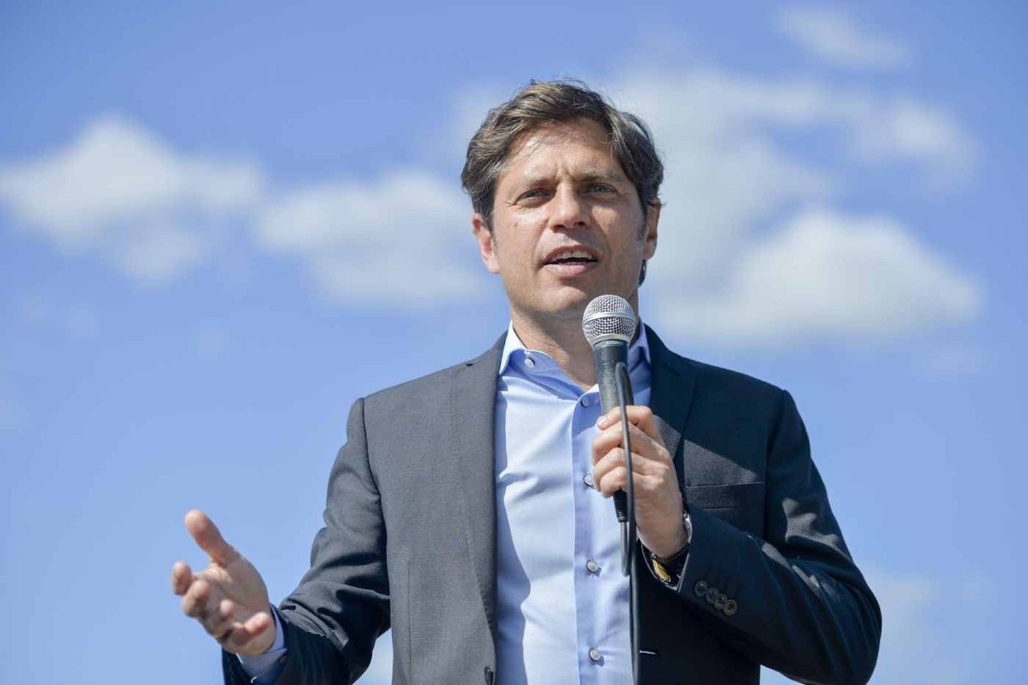 El gobierno de Axel Kicillof emitirá deuda por $100.000 millones para destinarlo a la obra pública