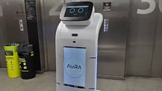 El robot Aura.