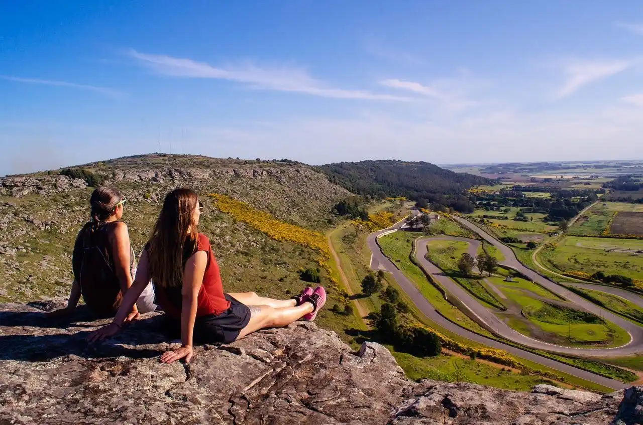 Verano bonaerense: Opciones de playas, sierras, lagunas o turismo rural en la Provincia