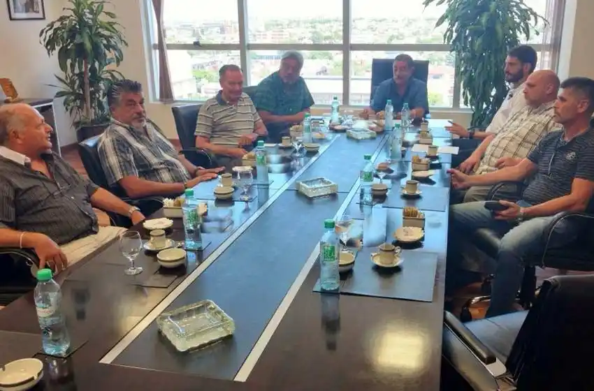 Gremios de taxis de Rosario y Santa Fe viajaron a Buenos Aires