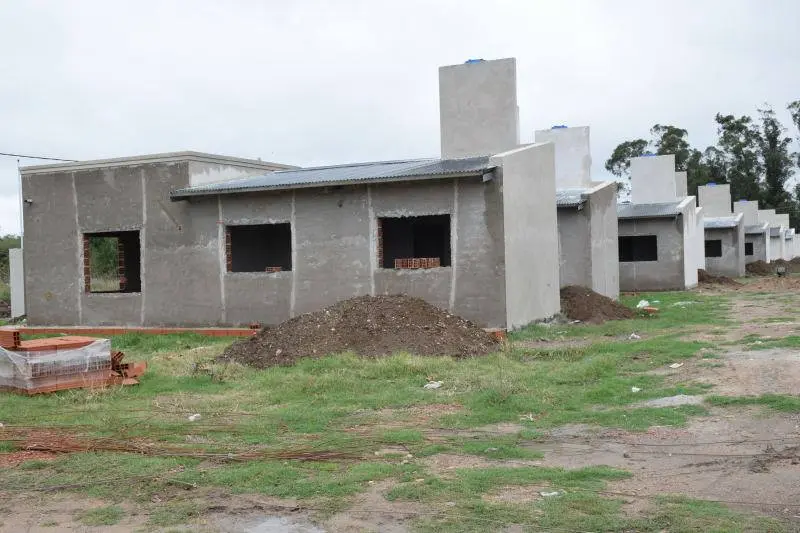 San Cayetano certificó el avance de los planes de viviendas en ejecución
