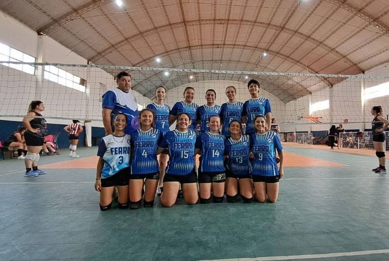 Voley: las chicas de Ferro, clasificadas a Copa de Oro