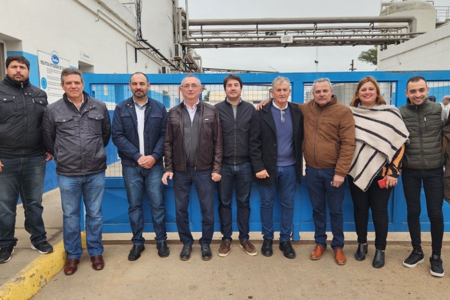 Costamagna, Zenklusen y autoridades presentes en la recorrida