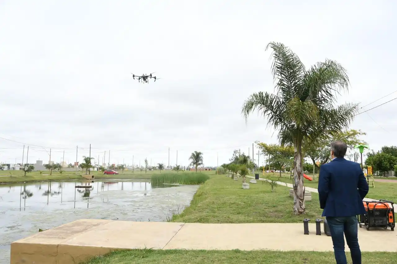 El municipio realizó la primera fumigación utilizando un dron