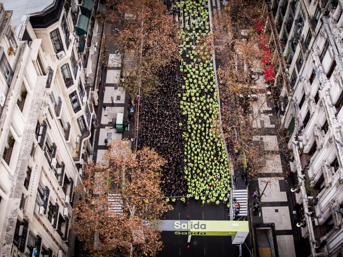 Más de 6.000 personas corrieron por el centro porteño para concientizar sobre el reciclado de residuos