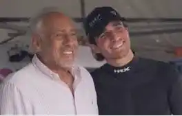 Valentín Yan fue apoyado por su abuelo Gustavo, quien apareció públicamente luego de la muerte de su nieta Mila
