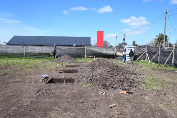 La nueva escuela cubrirá la demanda de los barrios 30 de Mayo, Comi Pini, Algarrobo y La Esmeralda