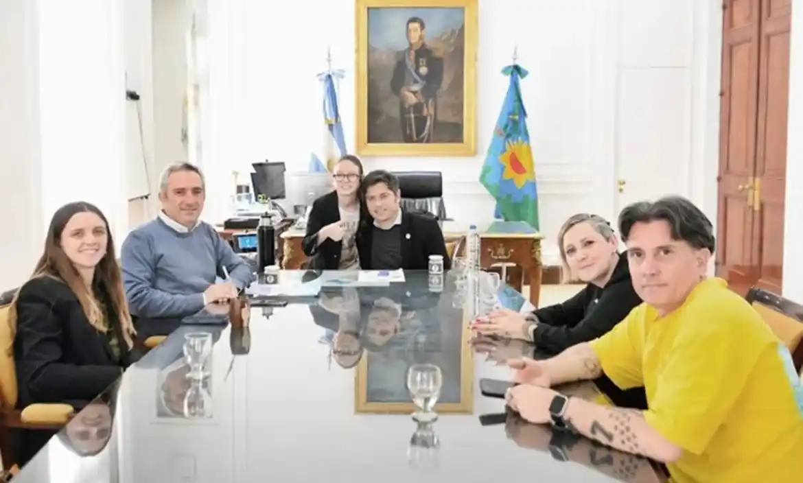 Autismo e inclusión: Ian Moche se reunió con Axel Kicillof y Andrés Larroque