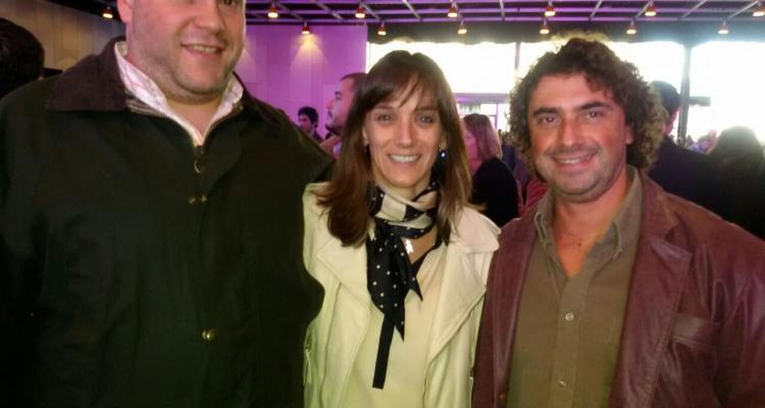 Massistas sampedrinos con De La Sota en La Rural