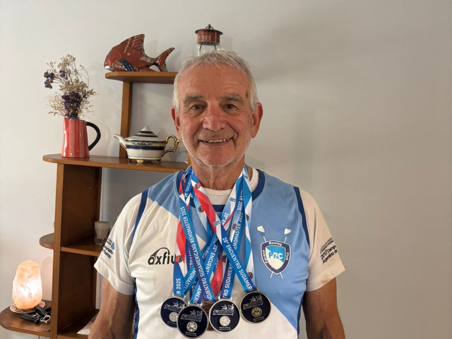 El remero local Juan Villar, de 76 años, brilló en el Sudamericano Máster en Uruguay