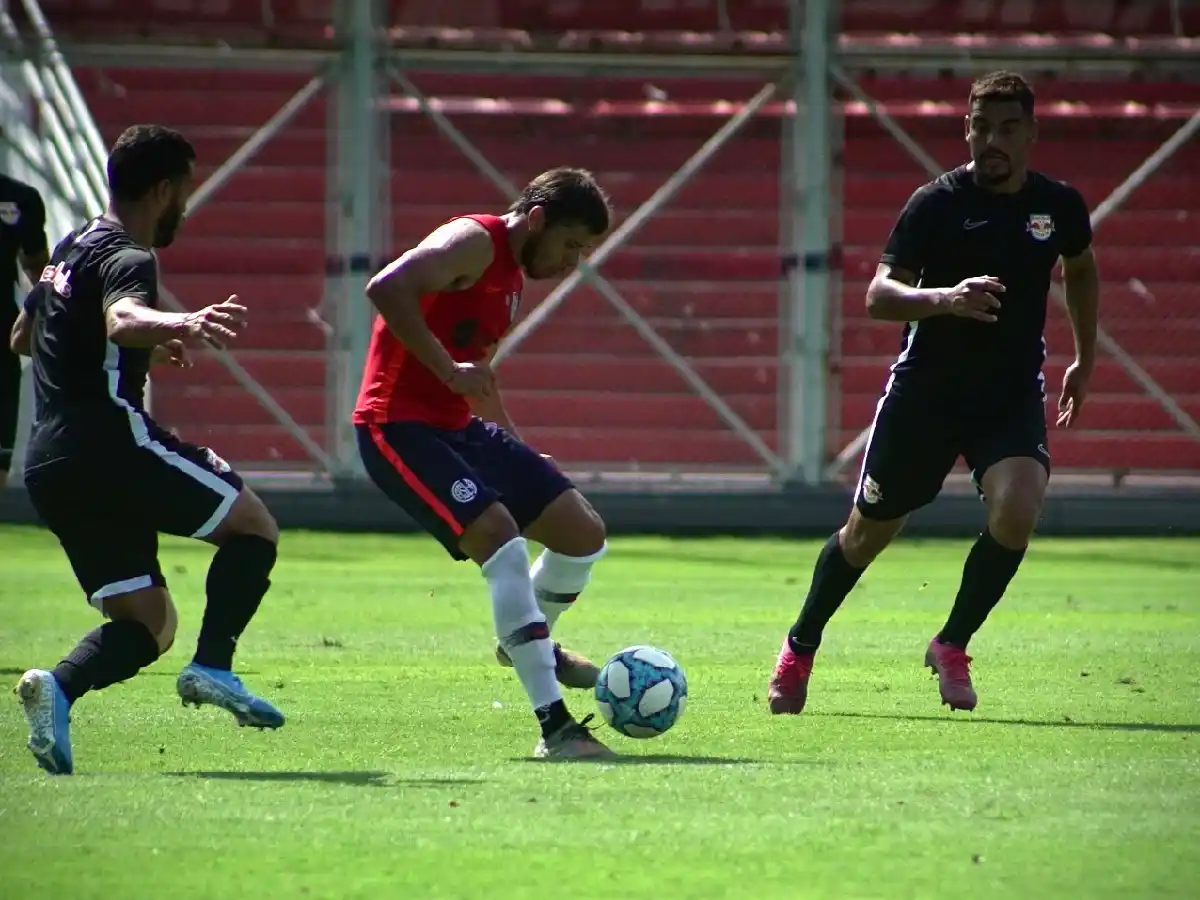 El “Ciclón” goleó a Bragantino