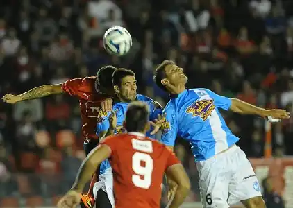 Independiente apenas sacó un punto frente a Villa San Carlos 