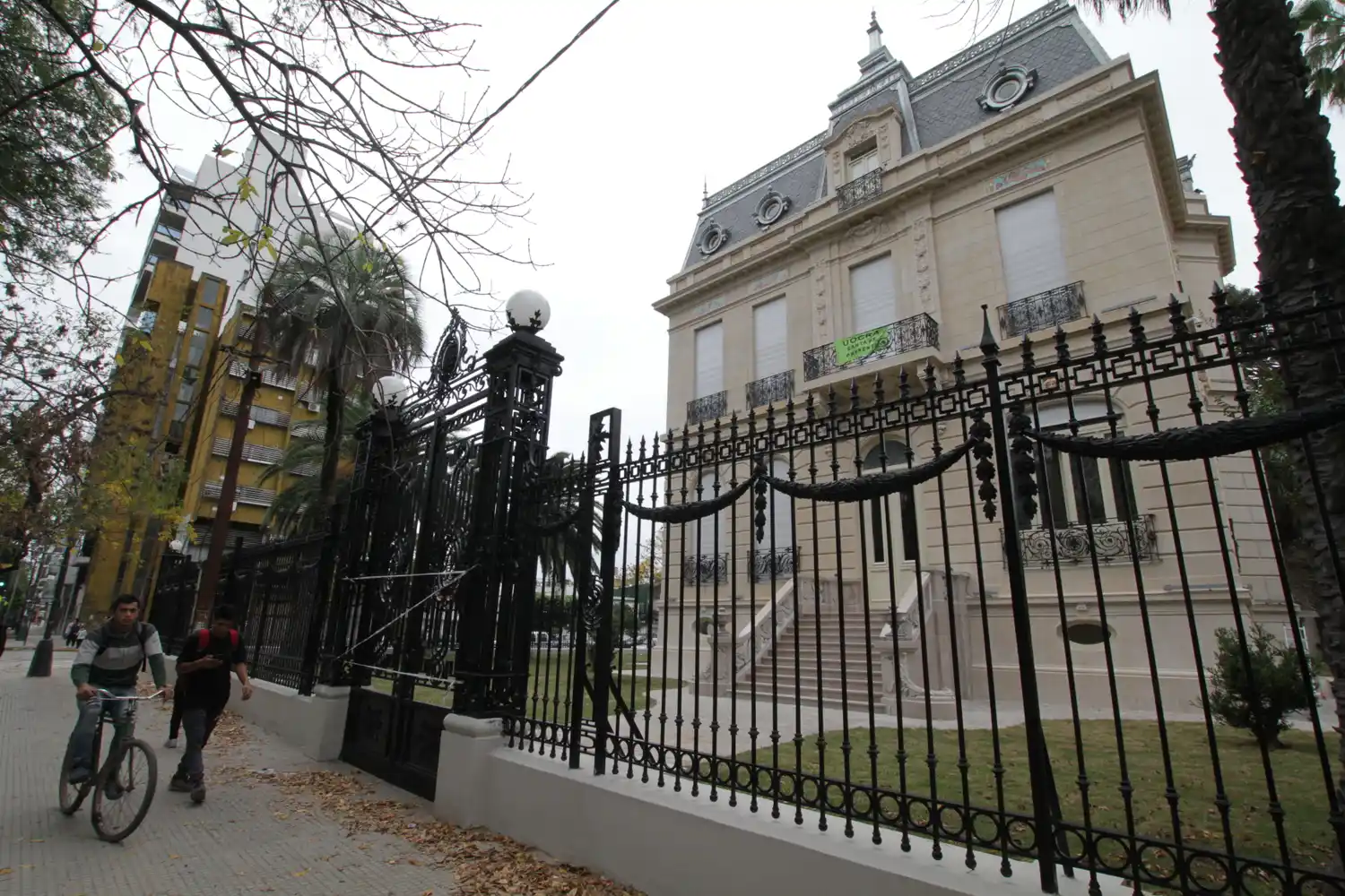Polémica en torno a La Casa de la Cultura