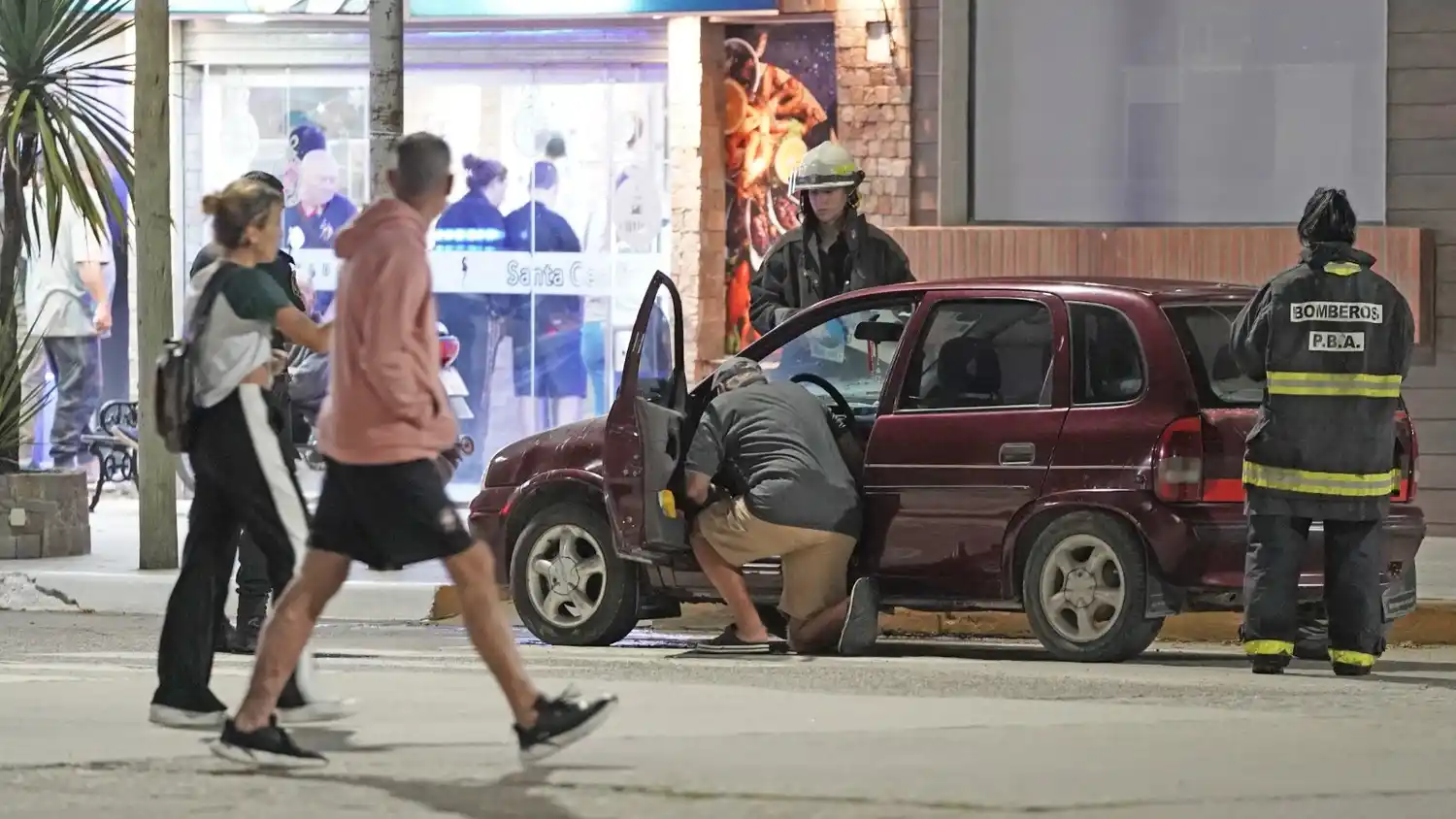 Rápida. Actuación de los servidores públicos anoche en avenida 59 y calle 18