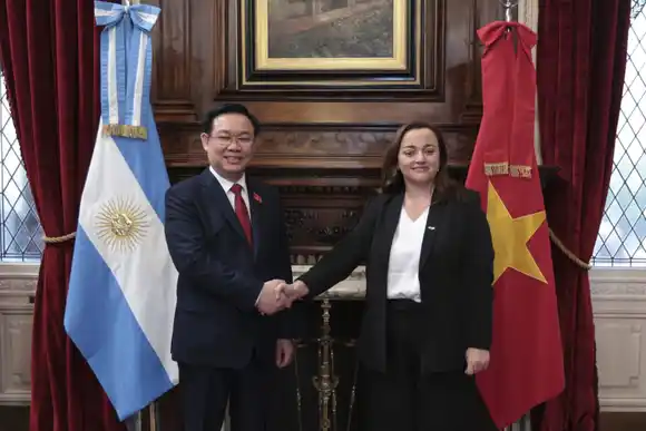 Cecilia Moreau recibió a su par de Vietnam: Firmaron acuerdo para intercambio comercial