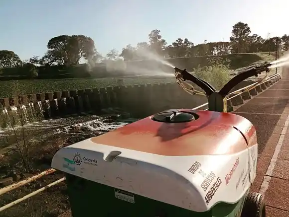 Continúa el programa de fumigación en espacios verdes de Concordia