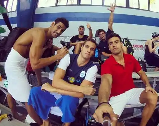 Guido Buscaglia junto con parte del equipo argentino. (Foto: Facebook)