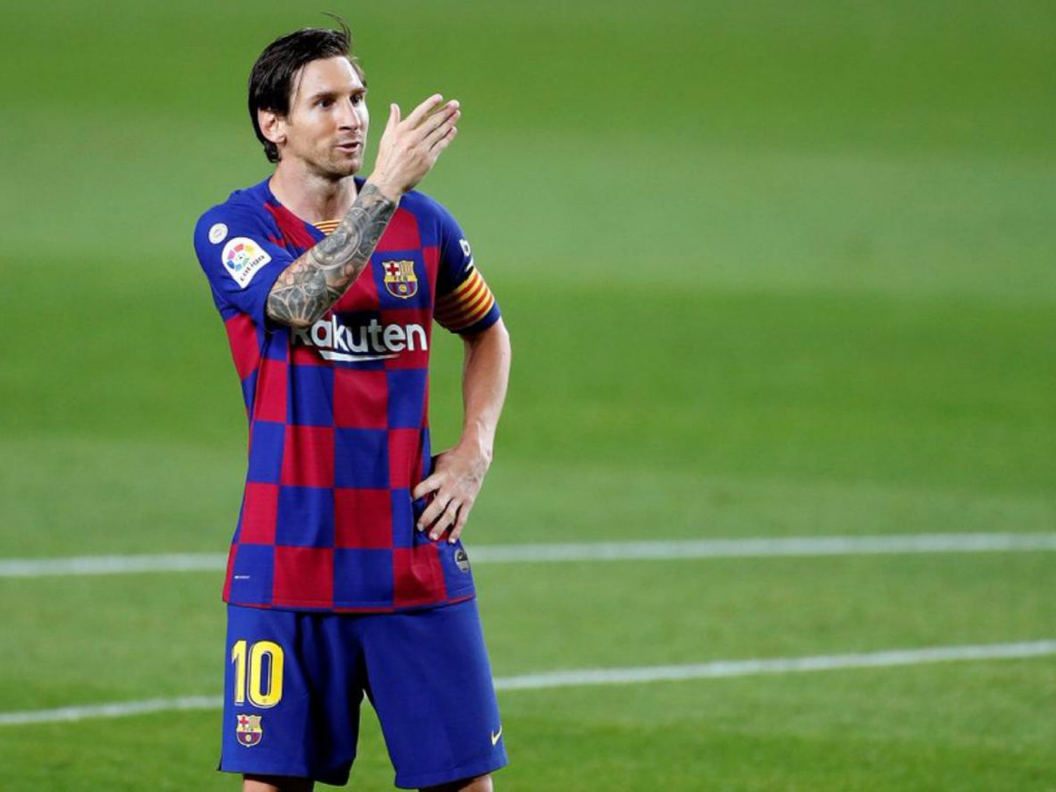 Dugarry calificó a Lionel Messi de "medio autista"