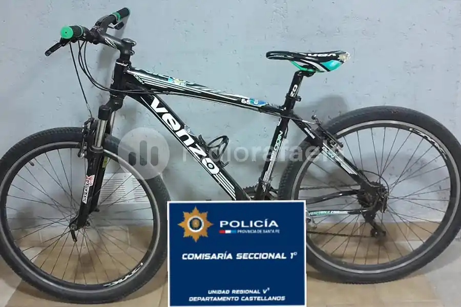 Salió de la escuela y se olvidó la bicicleta: por suerte, la encontró la policía