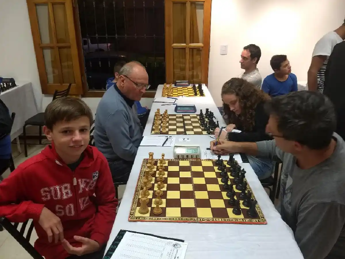 Grospietro, cuarto en Nelson