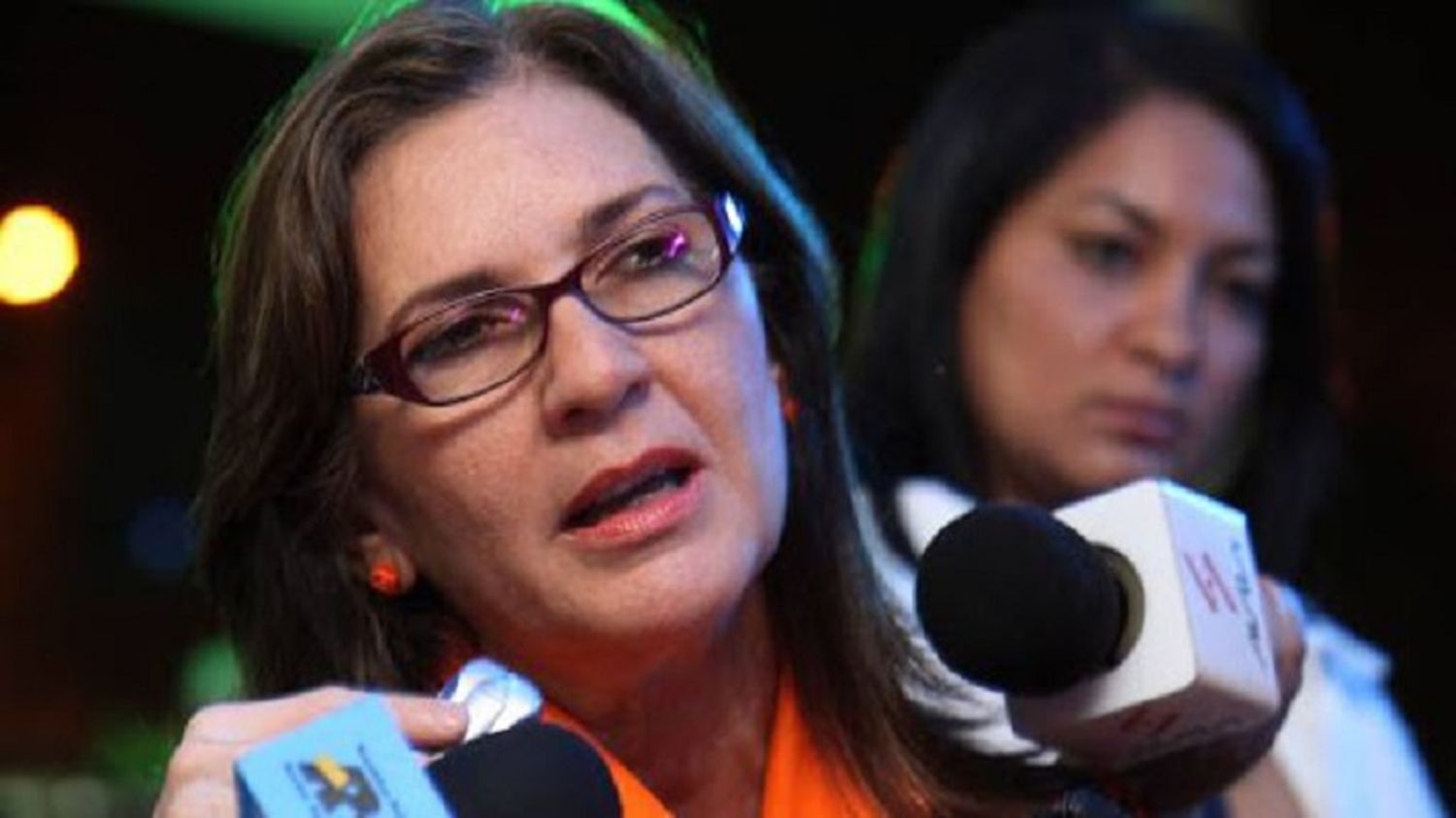 SIN PREVIO AVISO: Maduro destituye a Jacqueline Faría  como Jefa del Distrito Capital