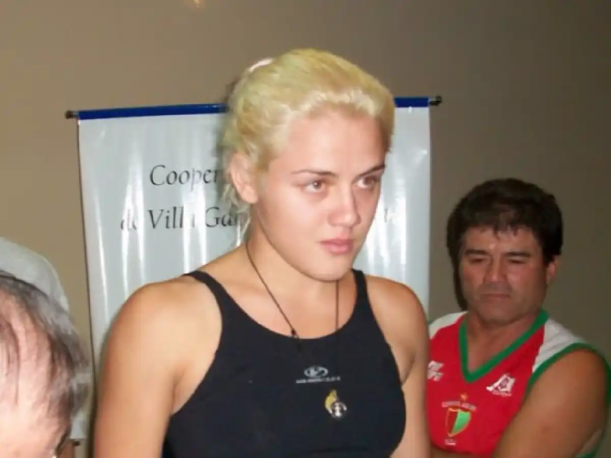 La "Bonita" con la "Barbie"