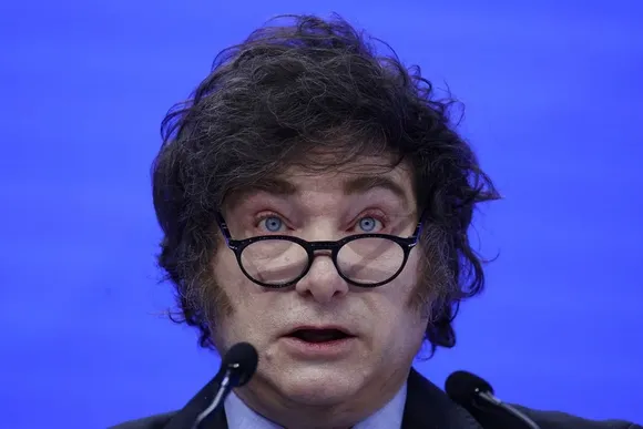 Con varios temas en agenda Milei encabeza una reunión de gabinete