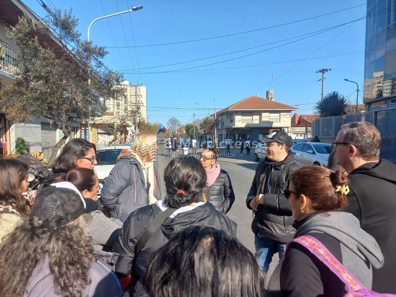 Referentes dialogando con la secretaria de Desarrollo Social del Municipio.